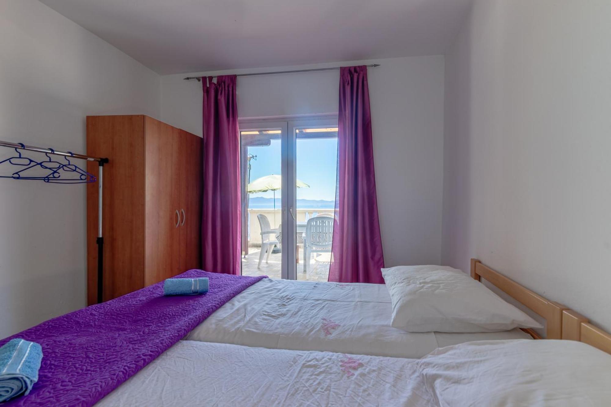 Seaside Secluded Apartments Cove Torac, Hvar - 575 Gdinj Bilik gambar